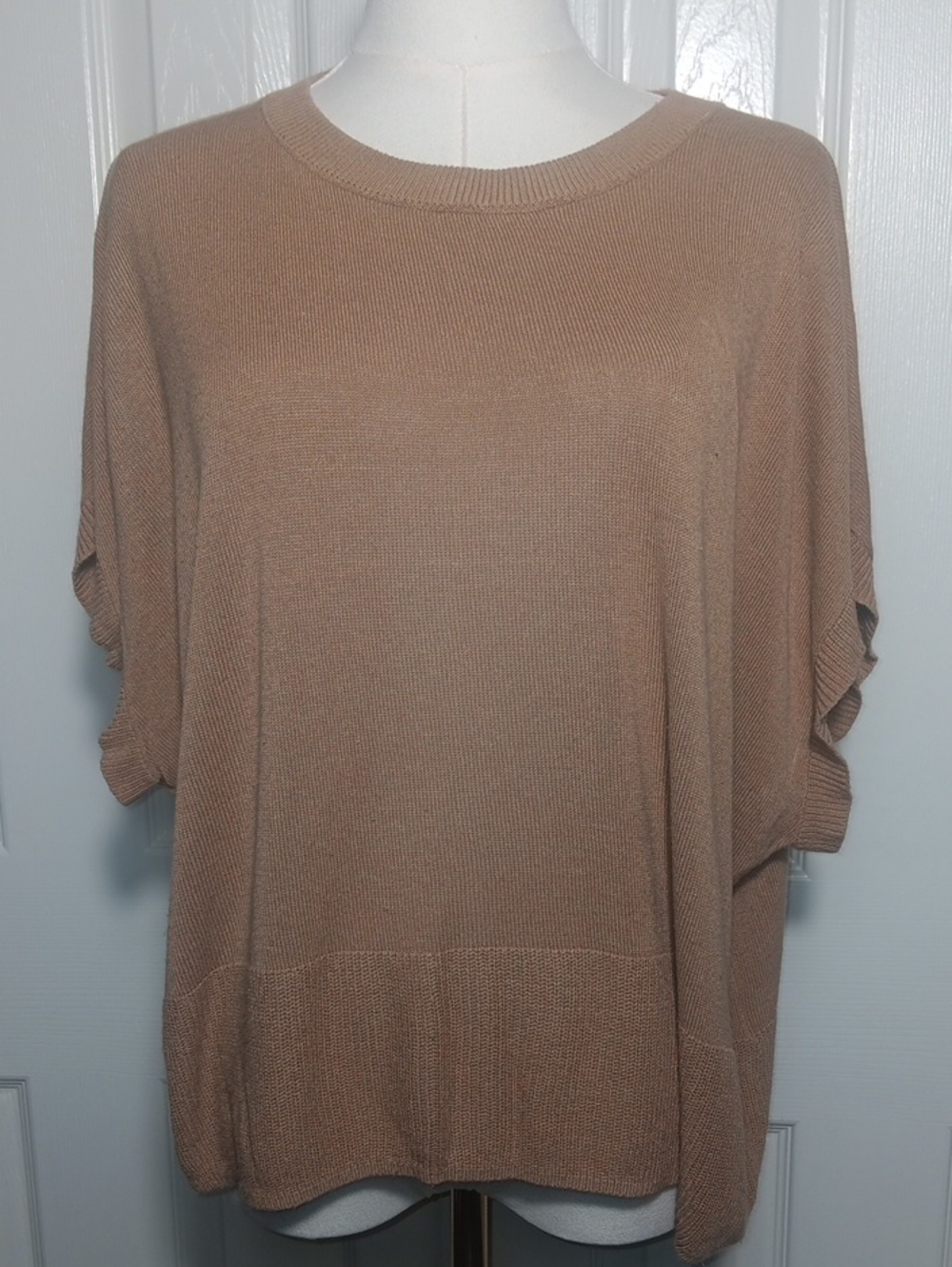 Halogen Lightweight Short Dolman Sleeve Knit Sweater - Camel Tan